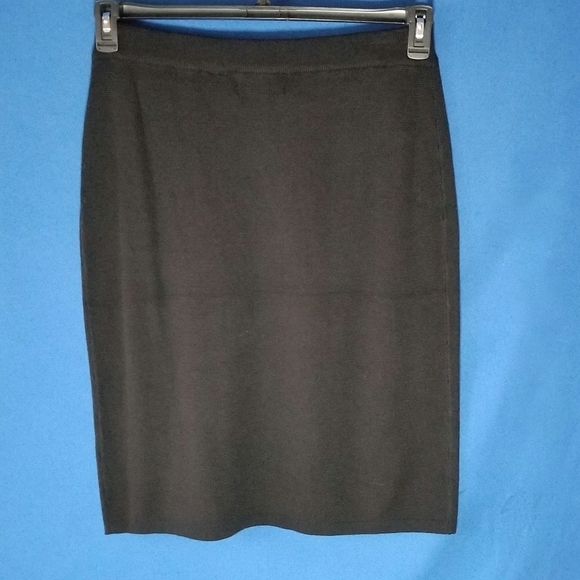 Norton Studio Pencil Knit Skirt - Picture 2 of 5